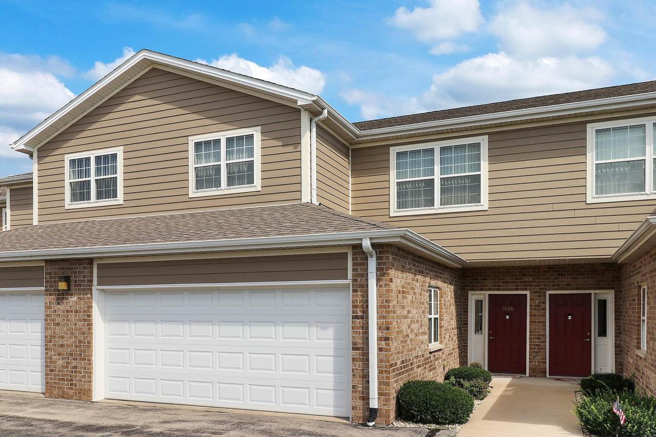 2425 11th Pl - Photo 1