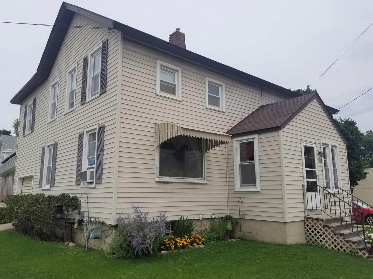 502 Main St - Photo 1