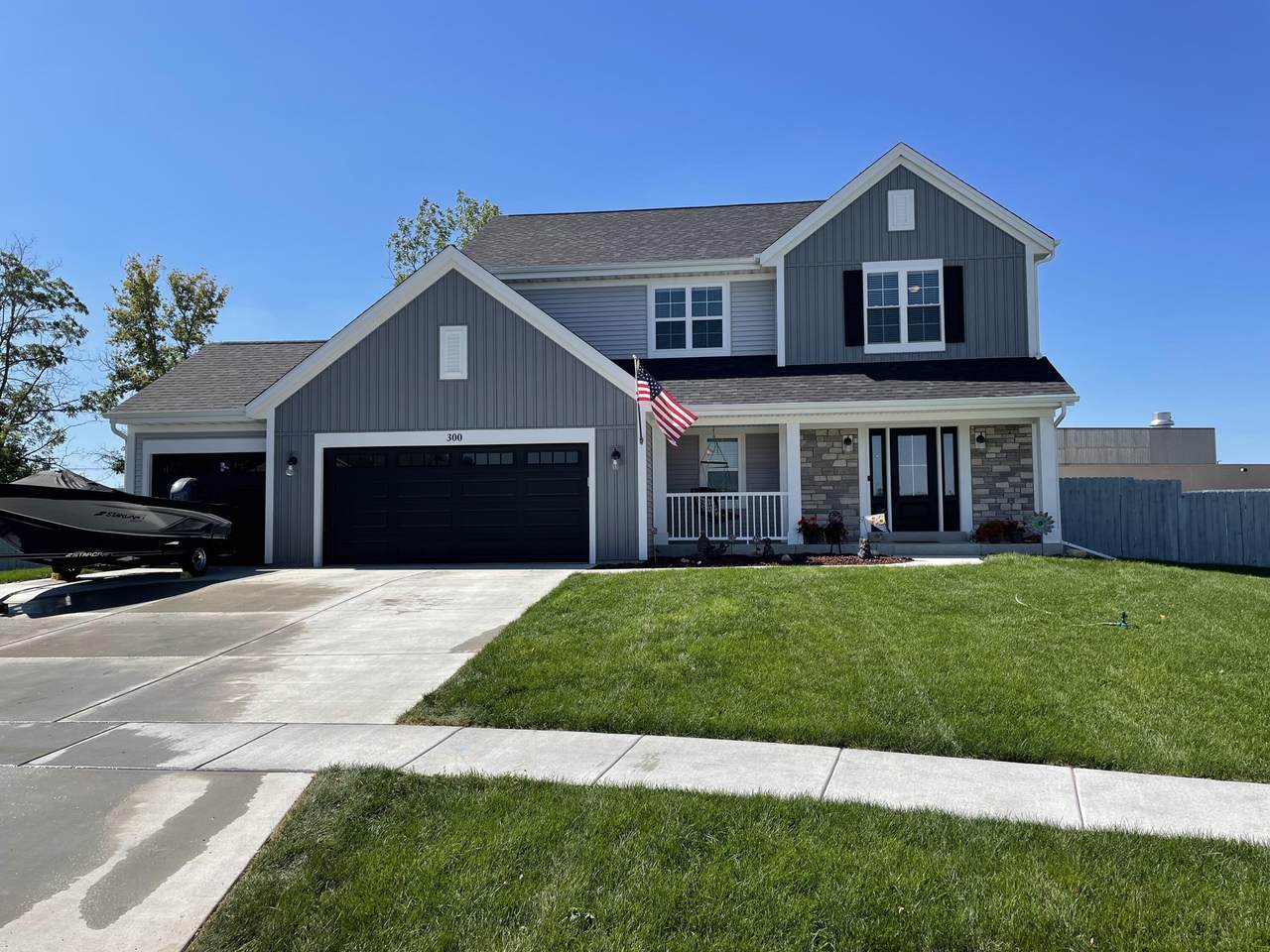 300 Emily Ct - Photo 1