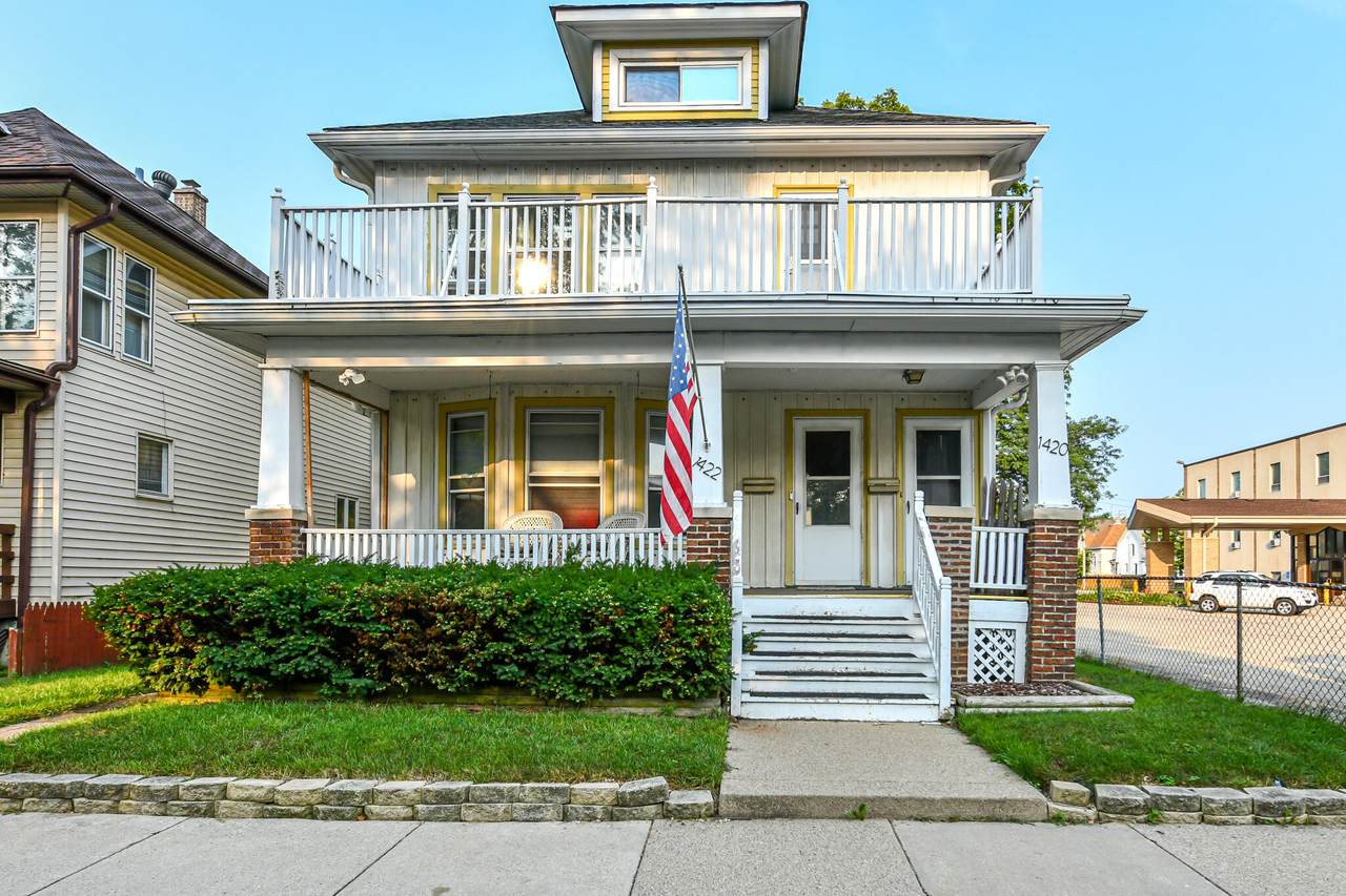 1420 Quincy Ave - Photo 1