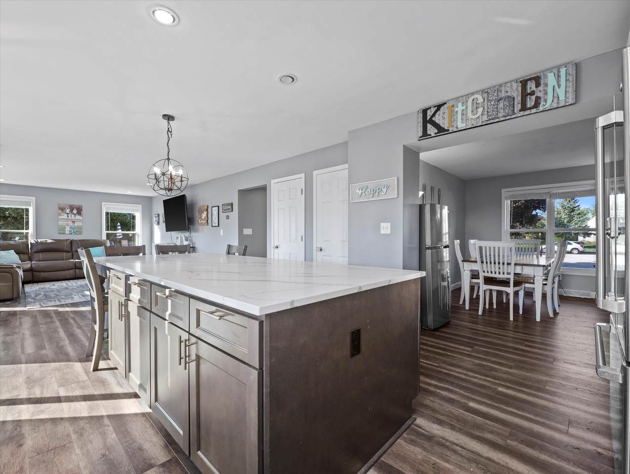 4219 Barnwood Ct - Photo 1