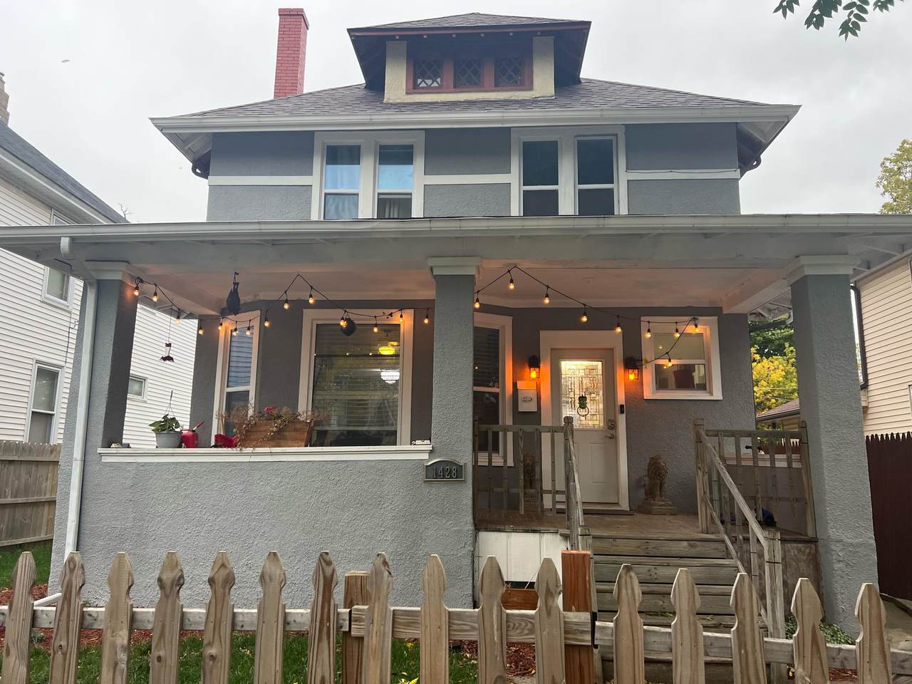 1428 Quincy Ave - Photo 1