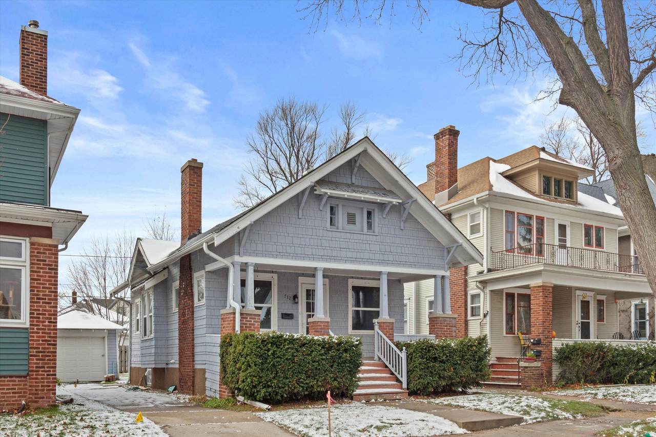 732 Blaine Ave - Photo 1