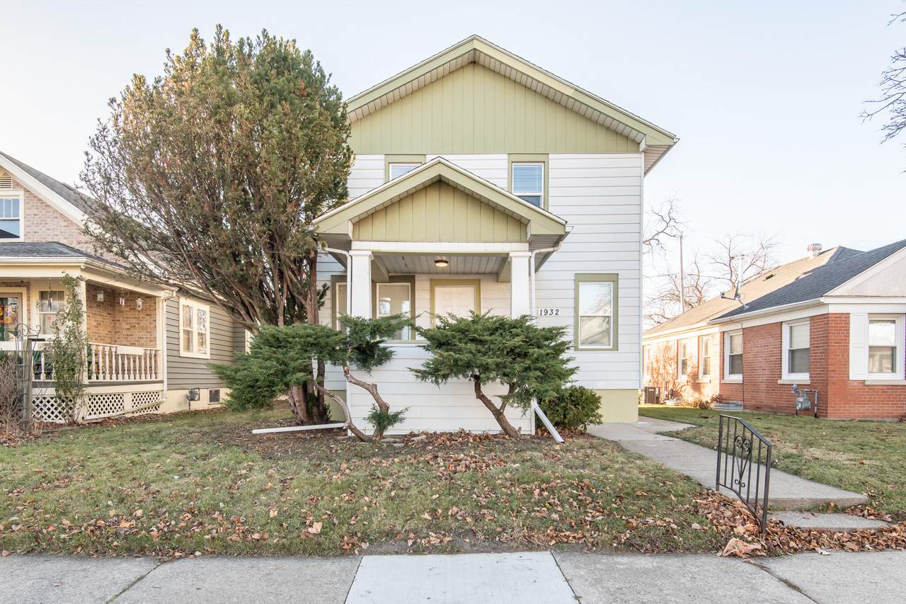 1932 Quincy Ave - Photo 1
