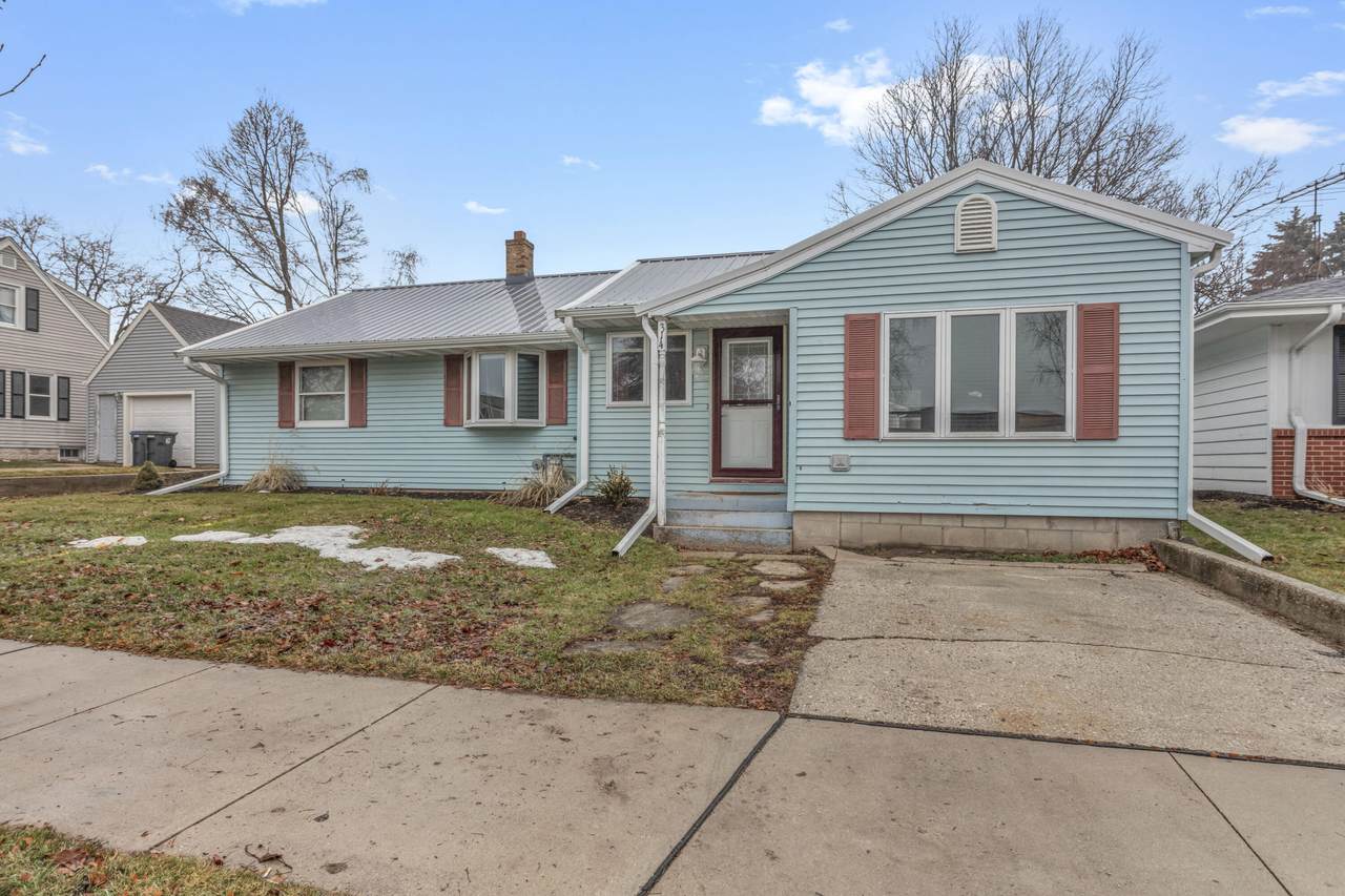 314 1st Ave - Photo 1