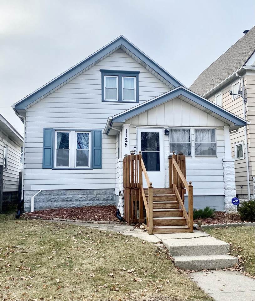1125 56th St - Photo 1