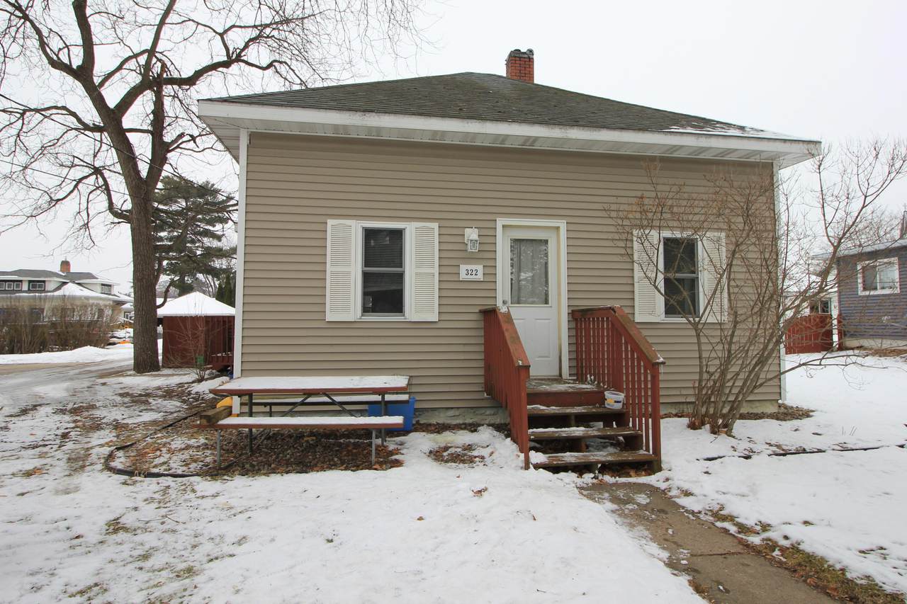 322 Mill St N - Photo 1