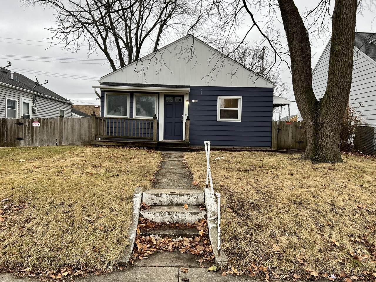 3300 77th St - Photo 1