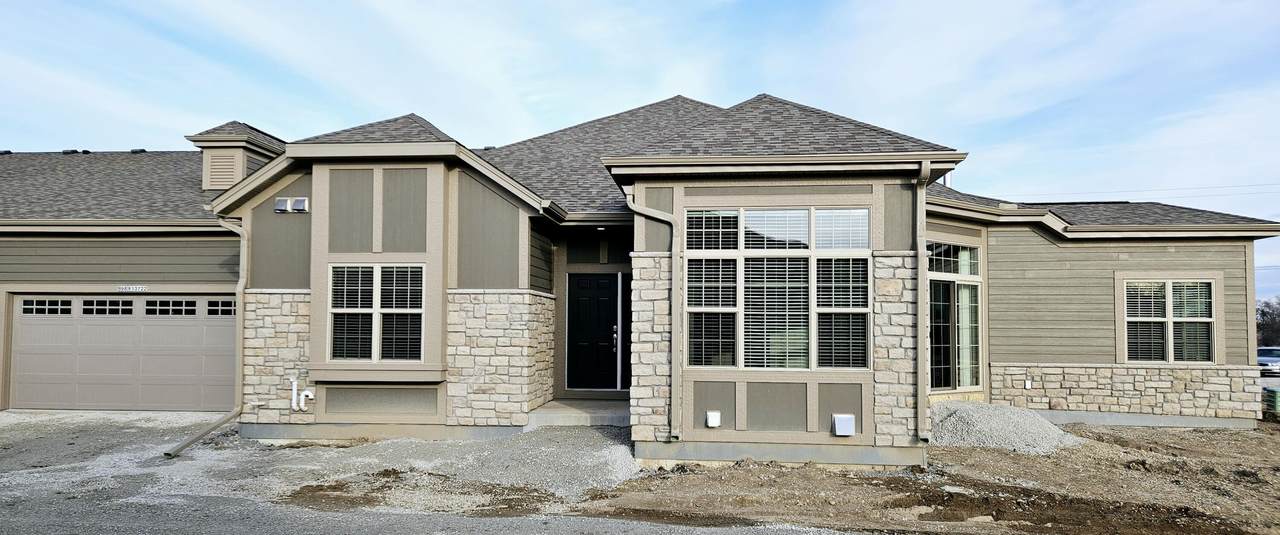 S98W13722 Jay Dr - Photo 1