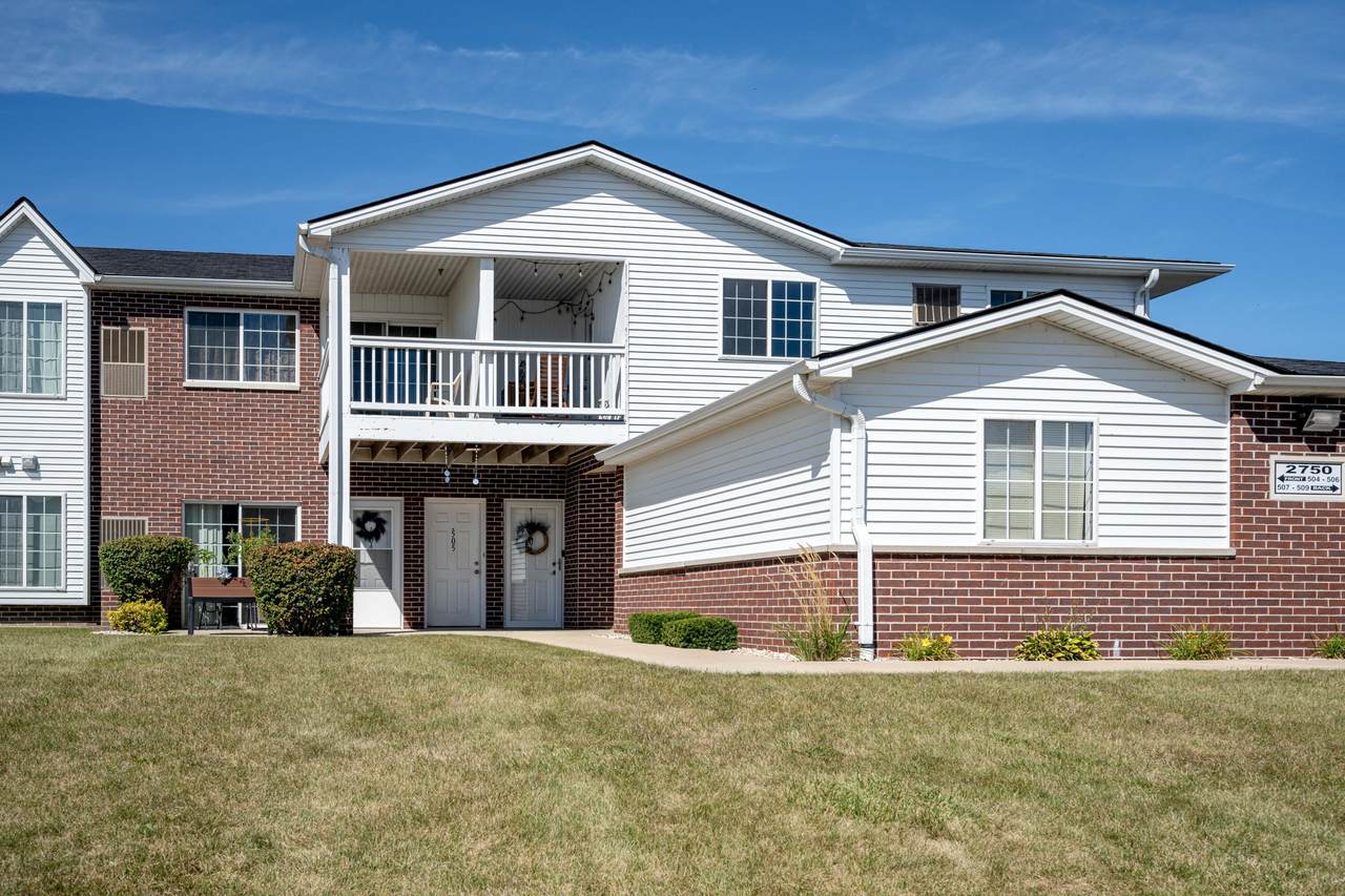 2750 11th Pl - Photo 1