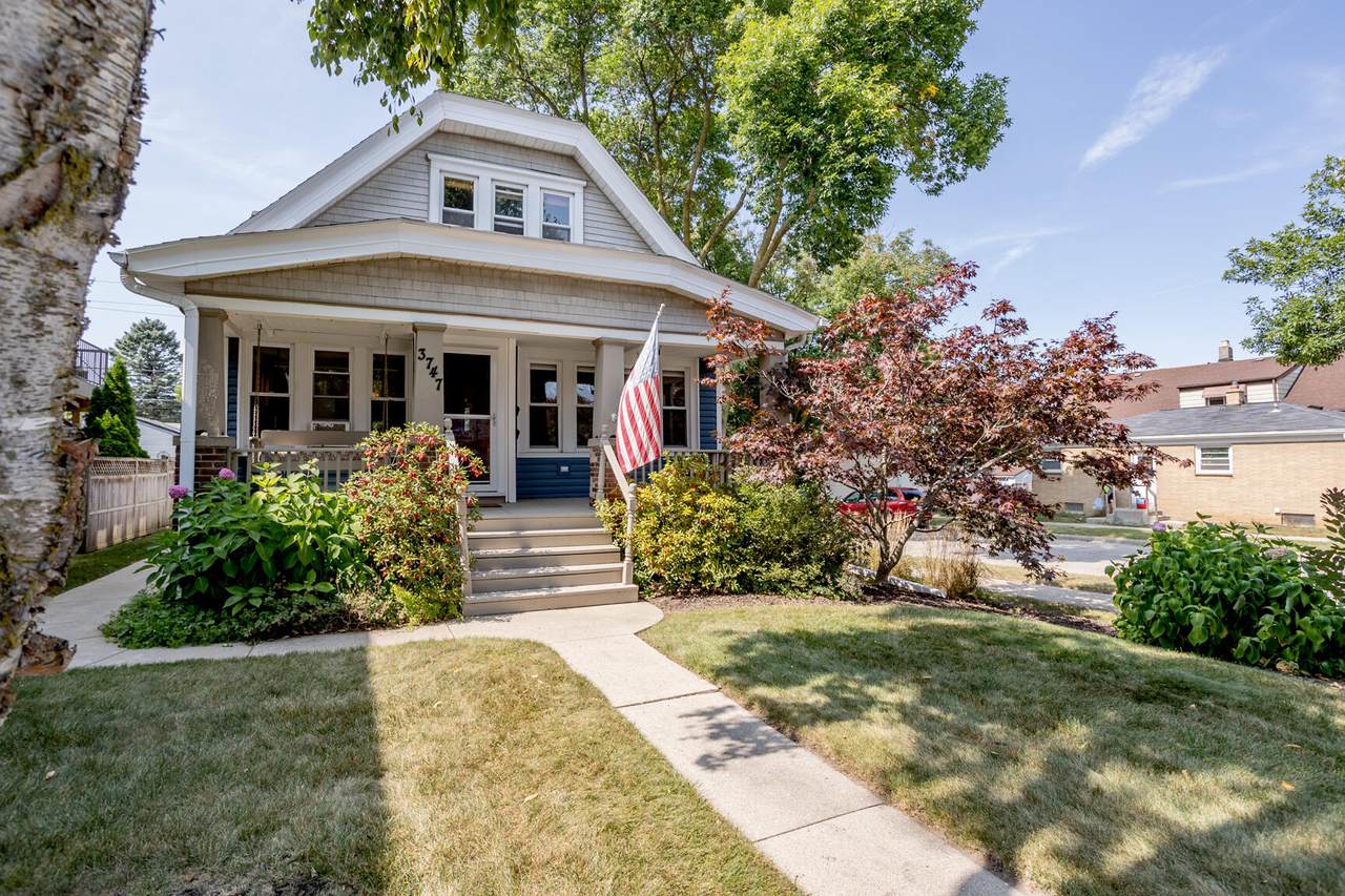 3747 Clement Ave - Photo 1