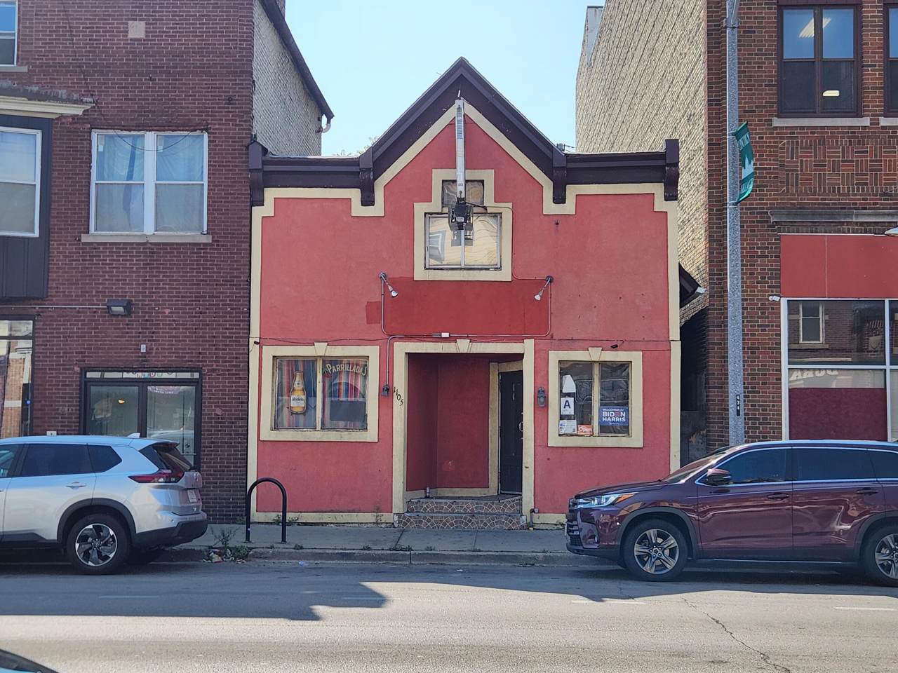 1105 Lincoln Ave - Photo 1