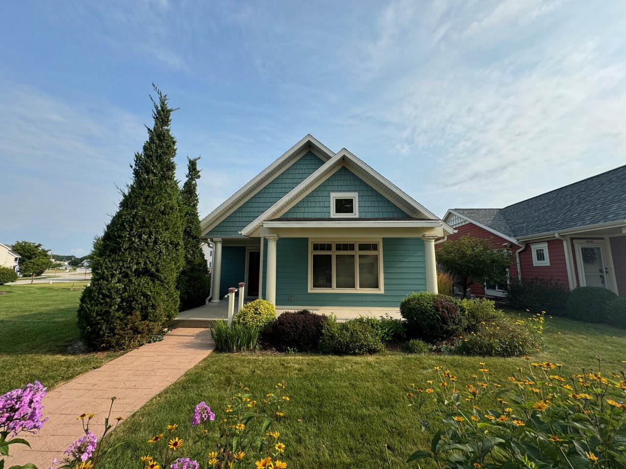 1022 Wisconsin Ave - Photo 1