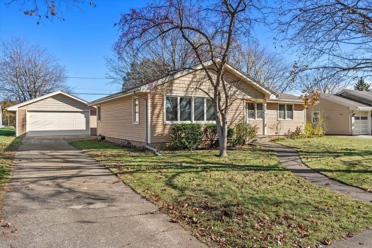 308 Elmwood Ave - Photo 1