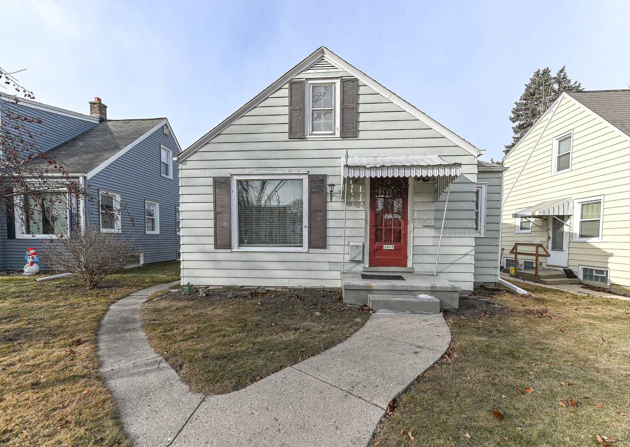 2417 61st St - Photo 1