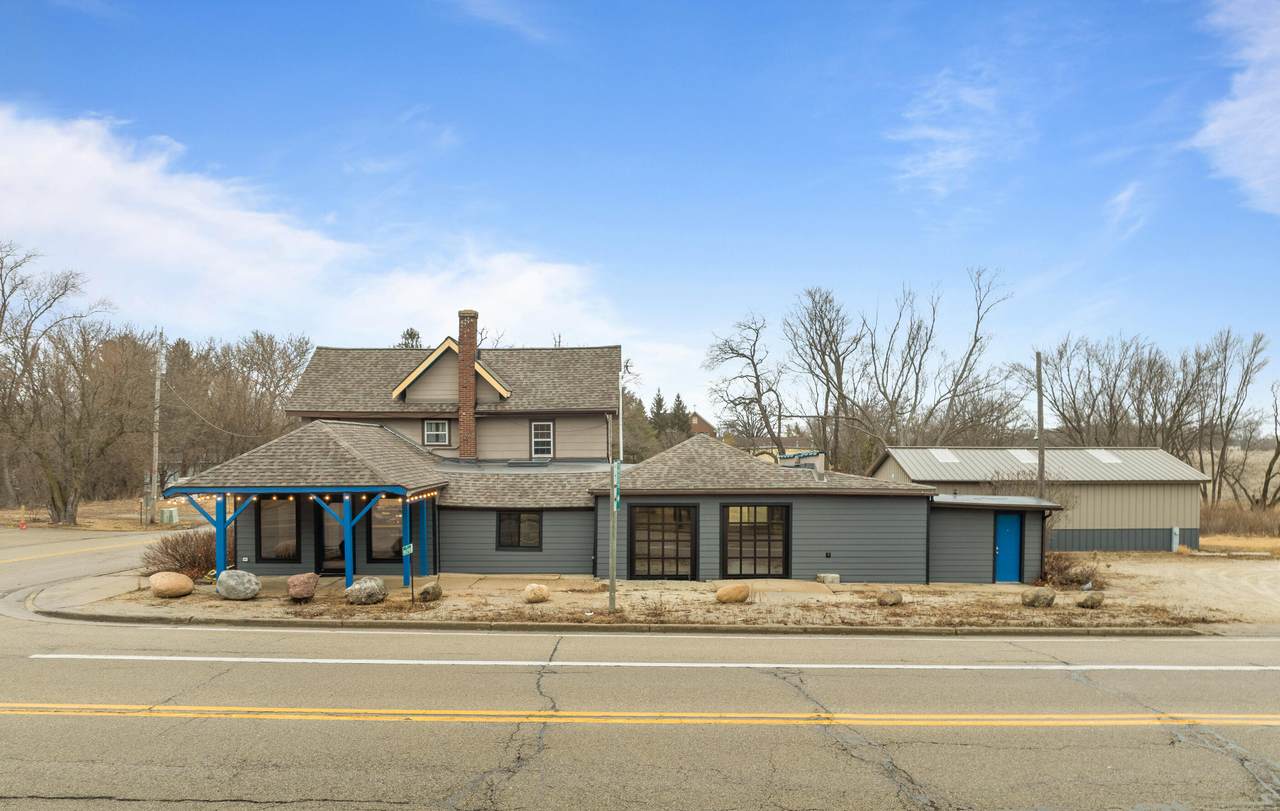 W6098 Highway 12 - Photo 1