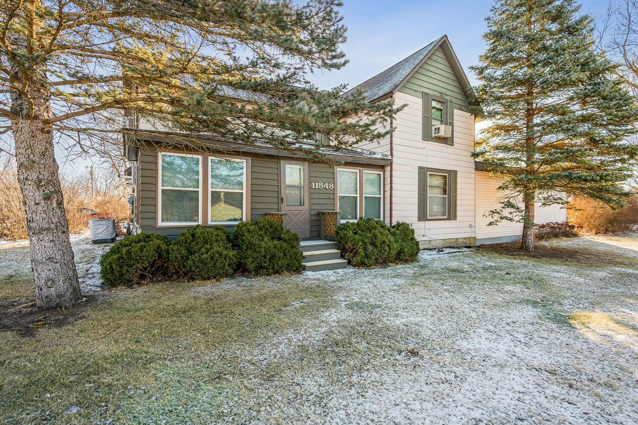11848 Gray St - Photo 1