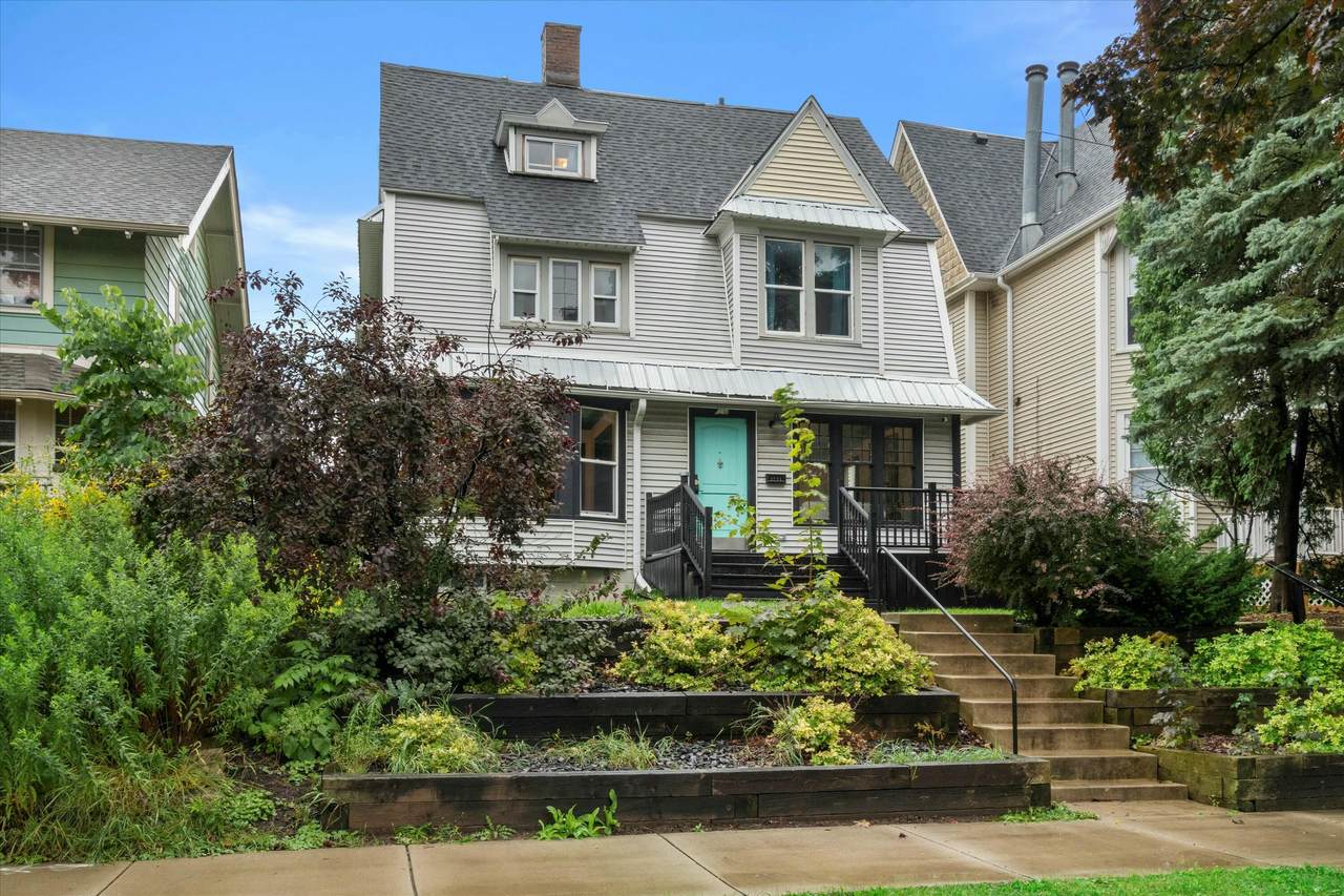 2734 Maryland Ave - Photo 1
