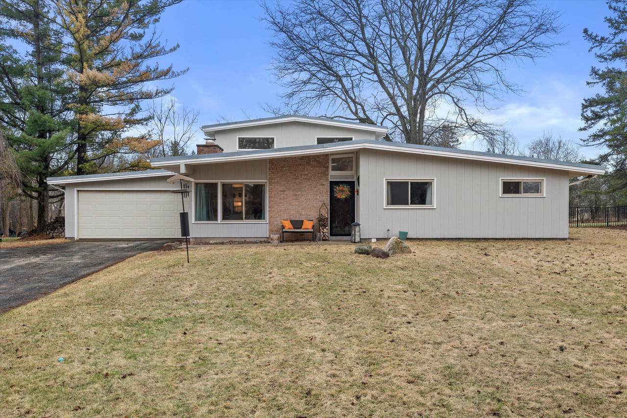 3103 Riverland Dr - Photo 1