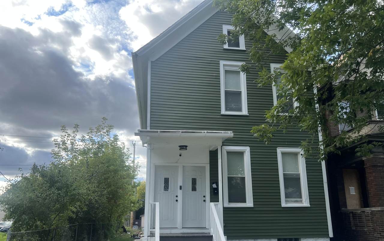 431 29th St - Photo 1