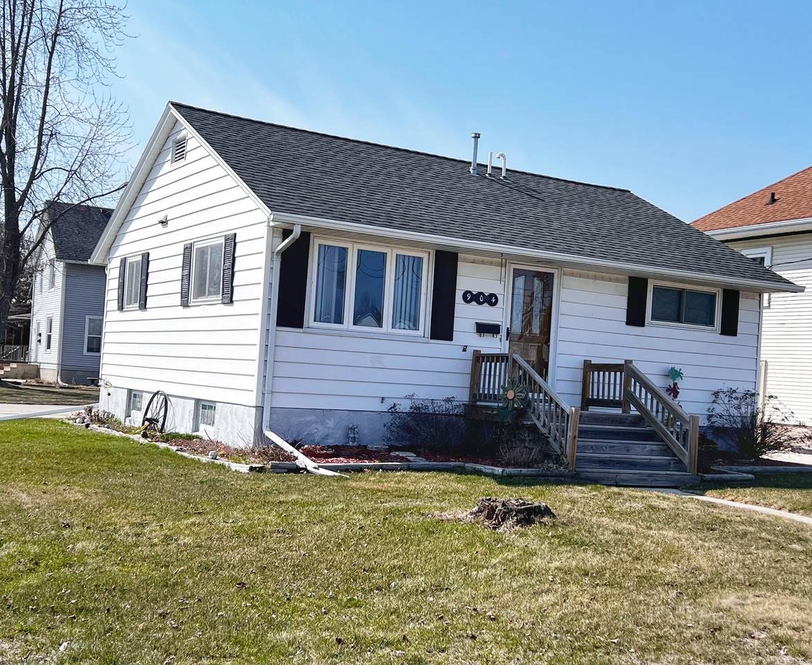 904 Lowell St - Photo 1