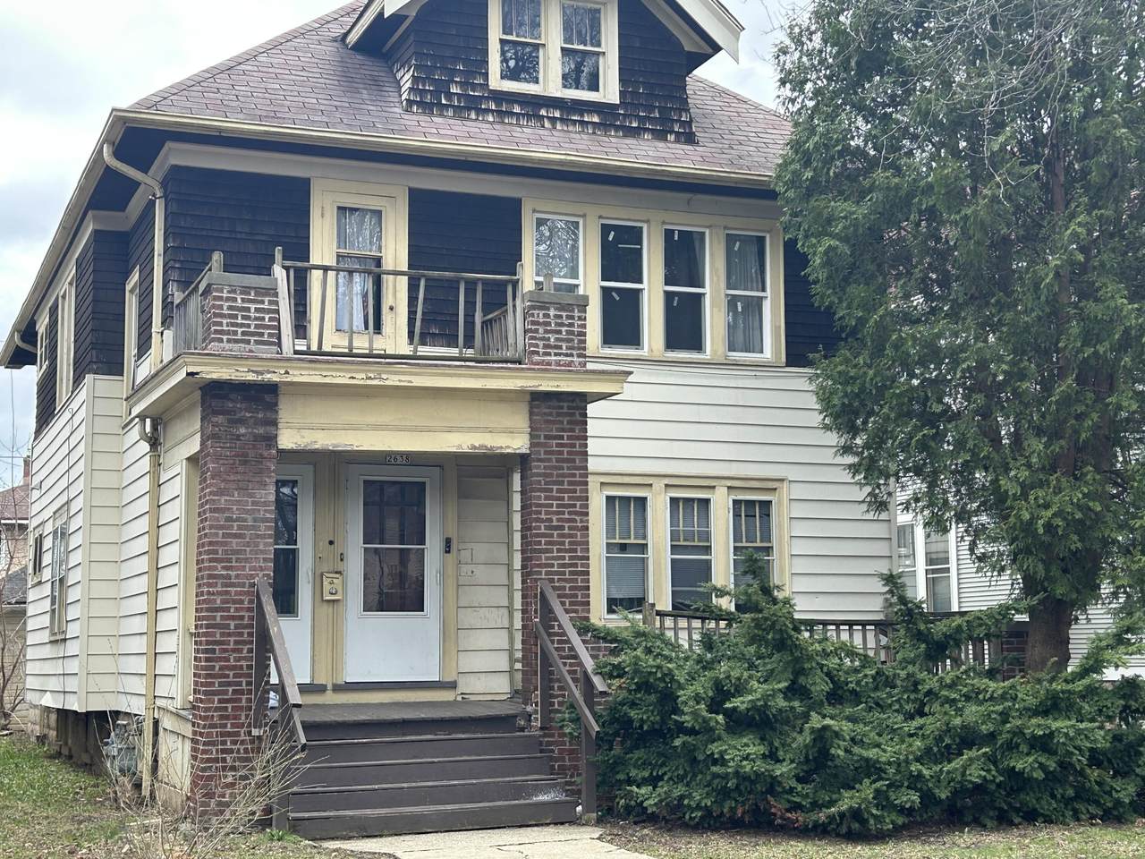 2638 47th St - Photo 1