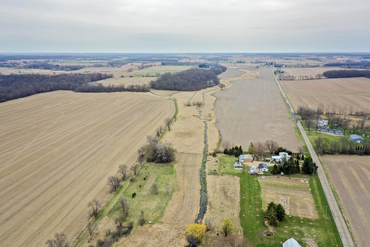 9749 Six Corners Rd - Photo 1