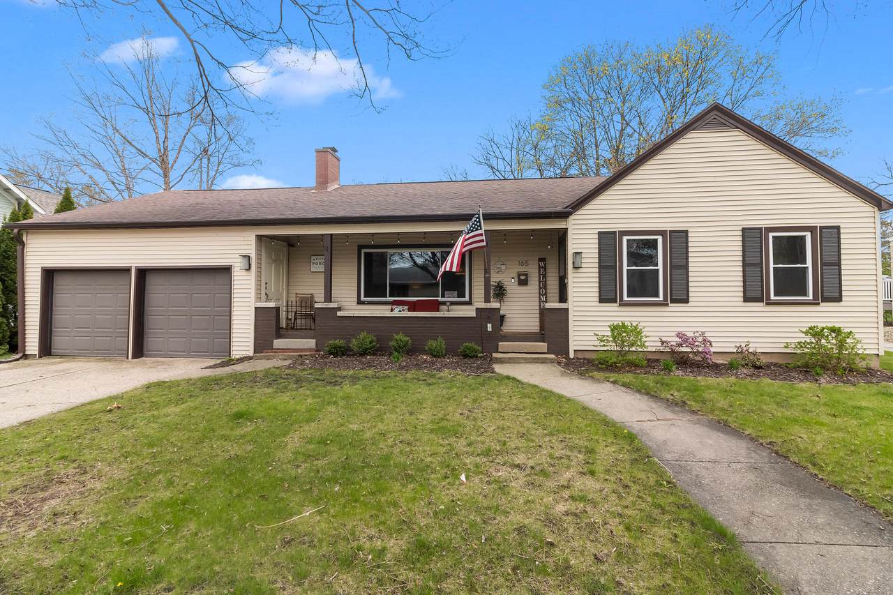 165 Esterly Ave - Photo 1