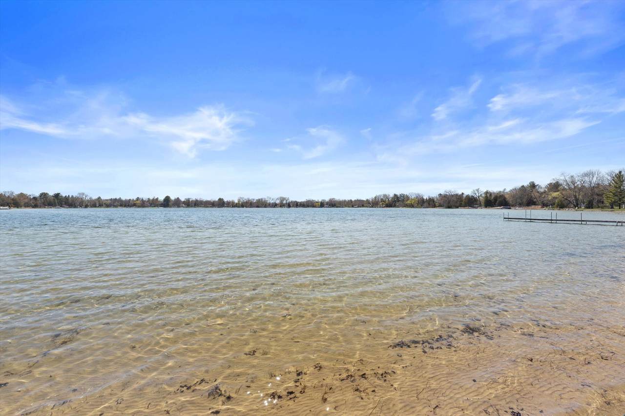 W378S4807 Pretty Lake Rd - Photo 1