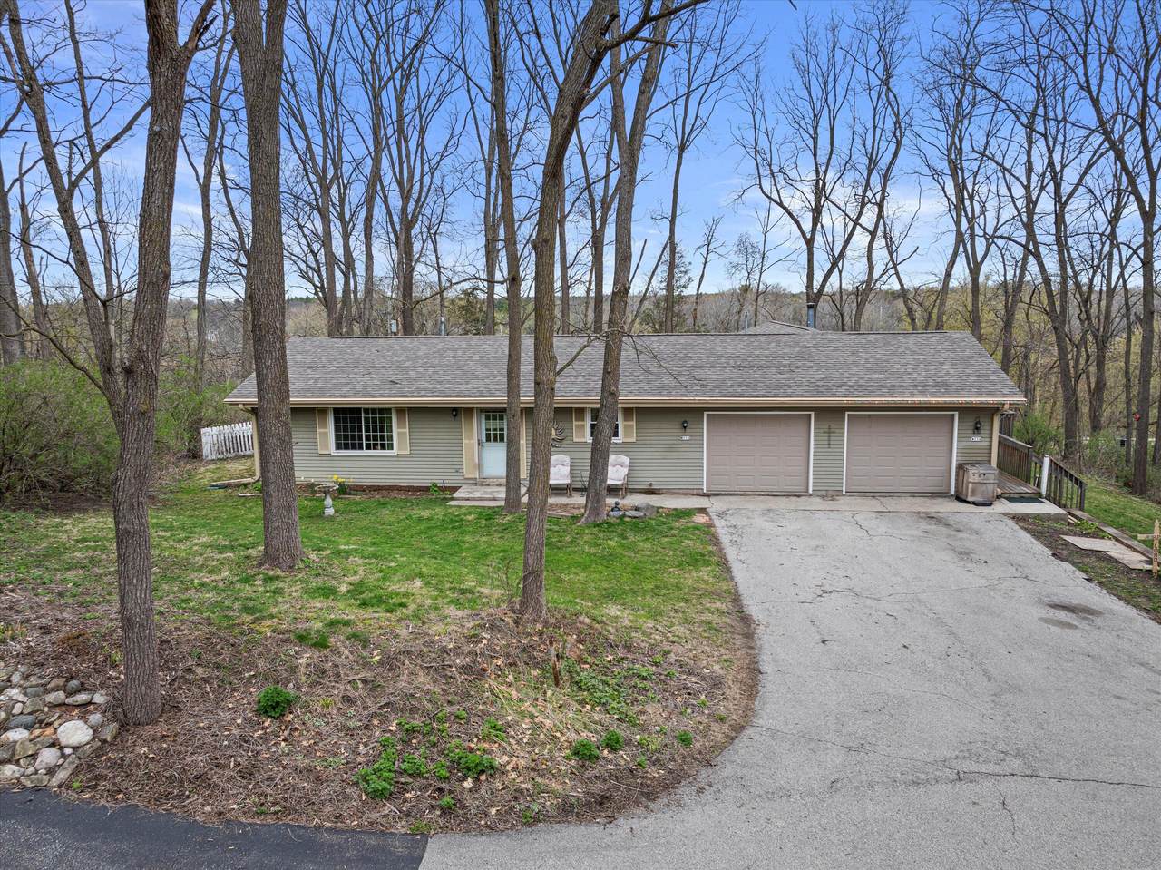 114 Main St - Photo 1