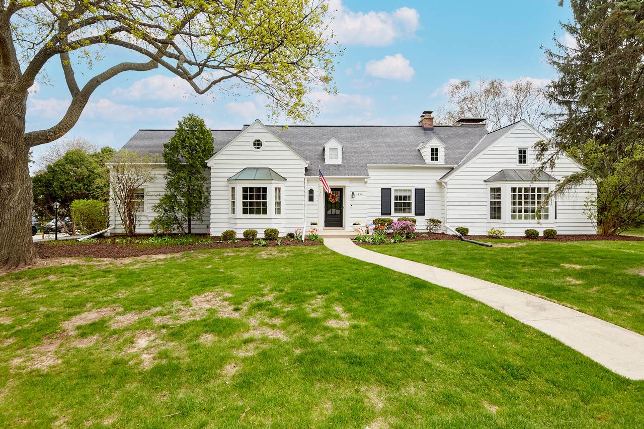 640 Hi View Ct - Photo 1