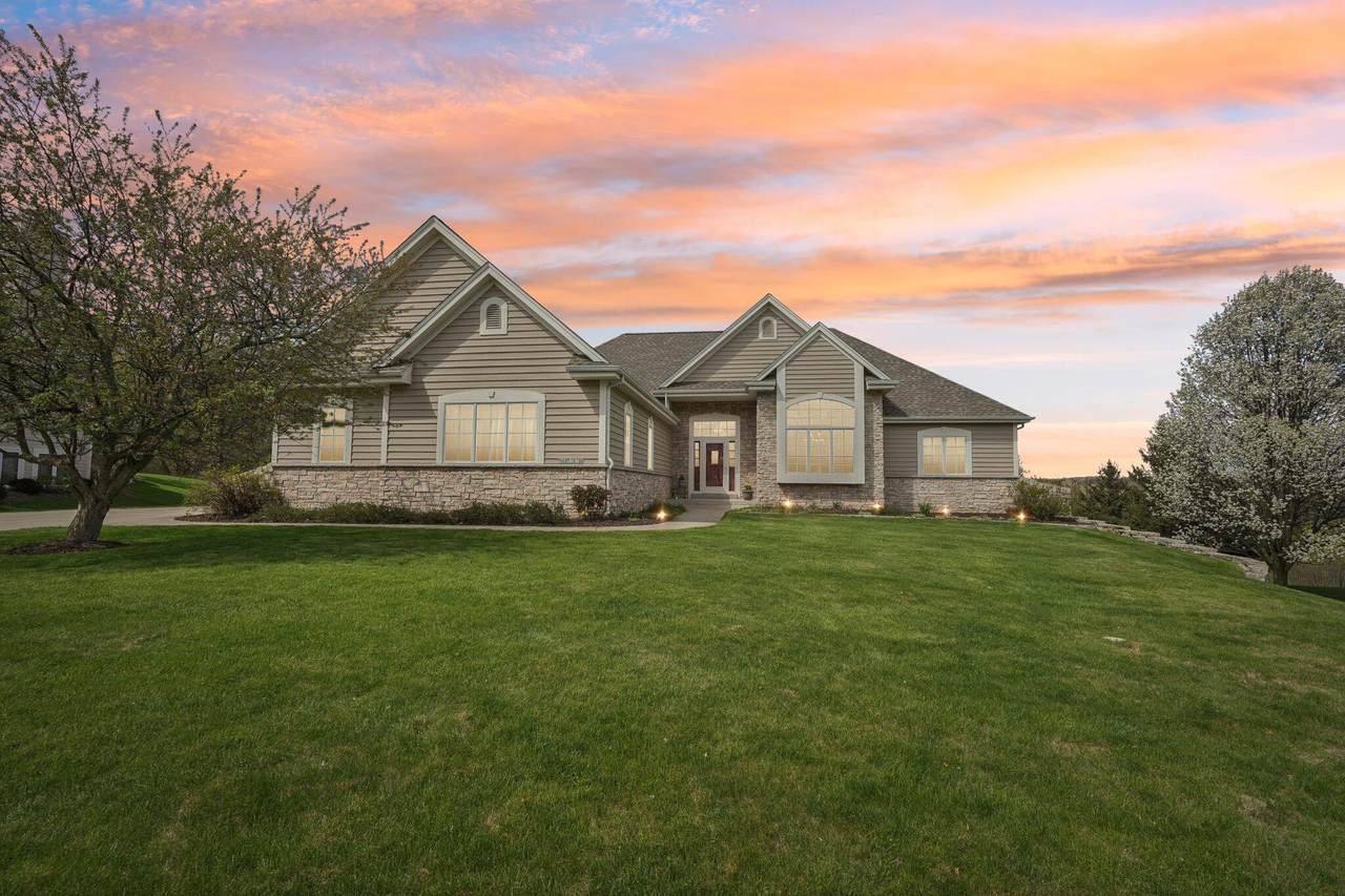 N43W29150 Prairie Wind Cir - Photo 1
