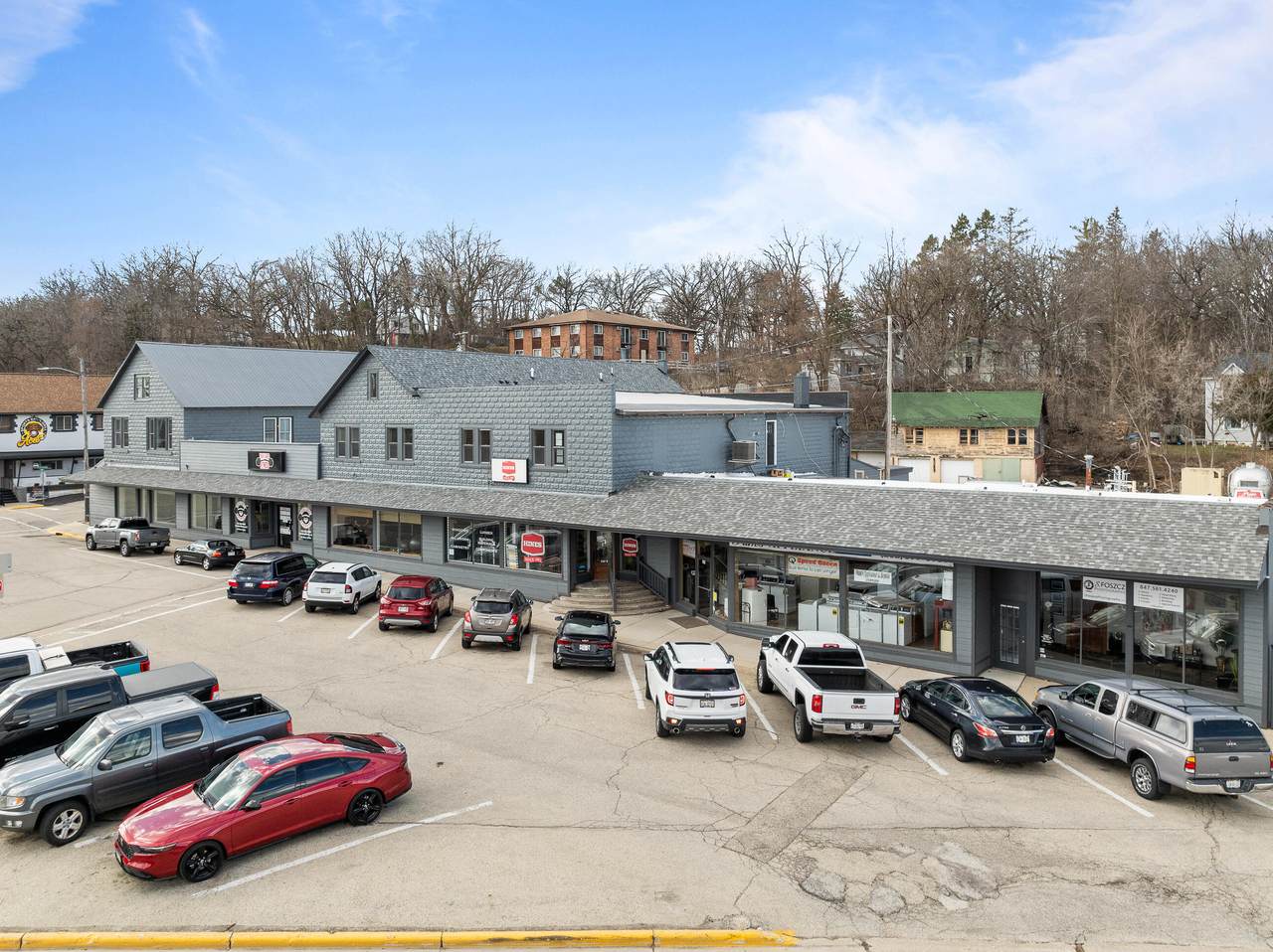 202 Main St - Photo 1