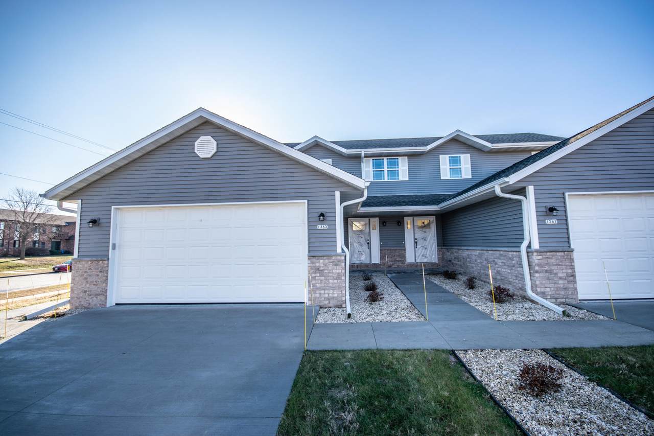 1363 Legion Cir - Photo 1