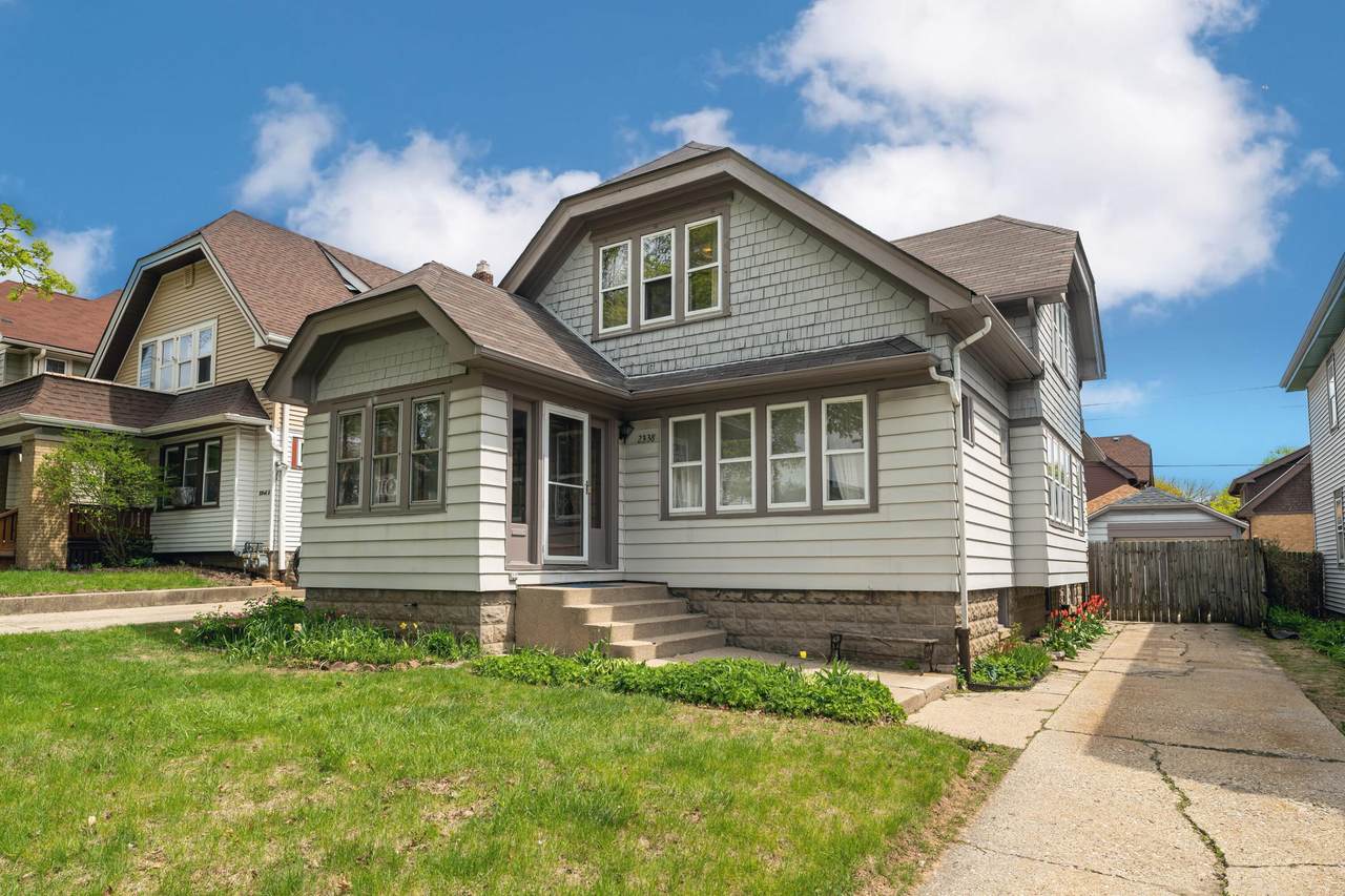 2338 59th St - Photo 1