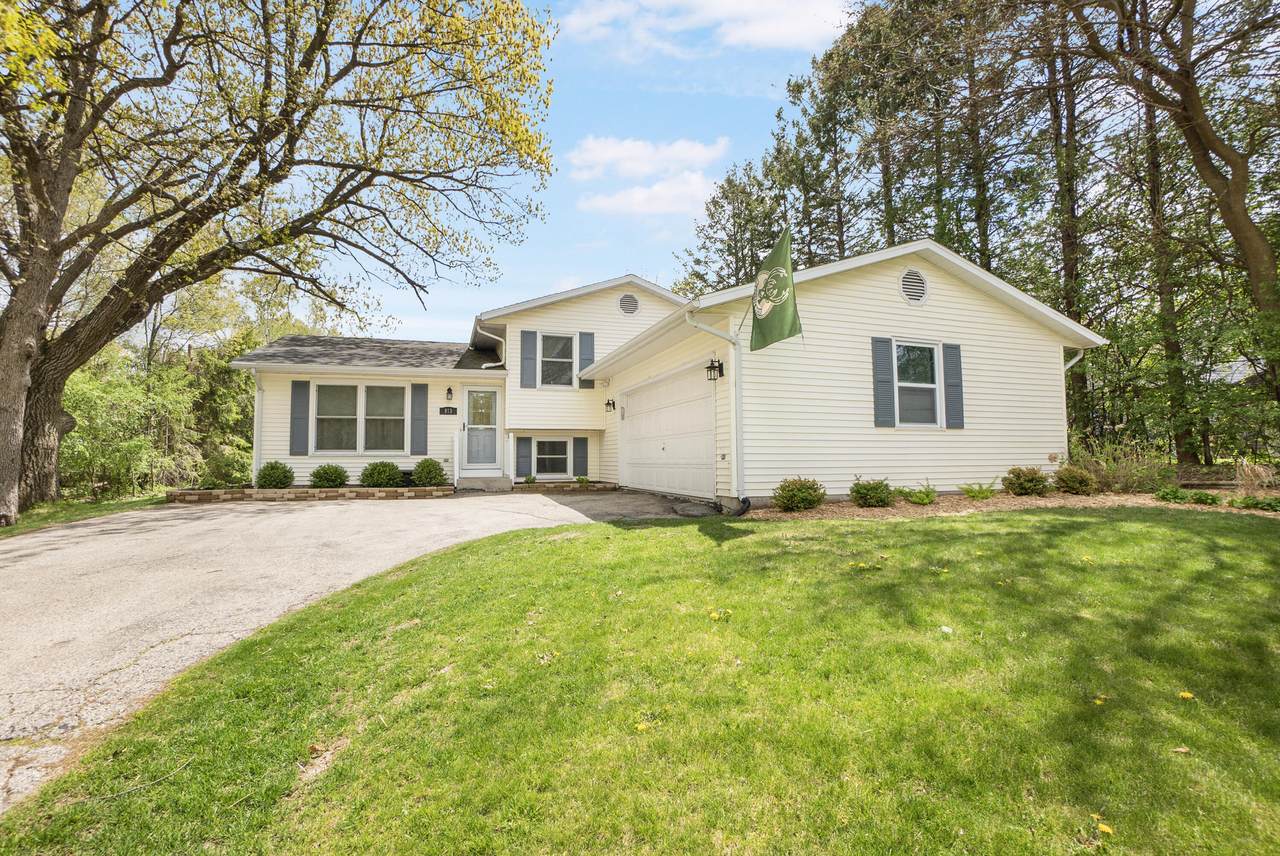 913 Imperial Dr - Photo 1