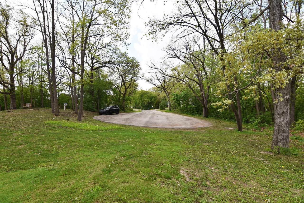 128 Sunset Ct - Photo 1