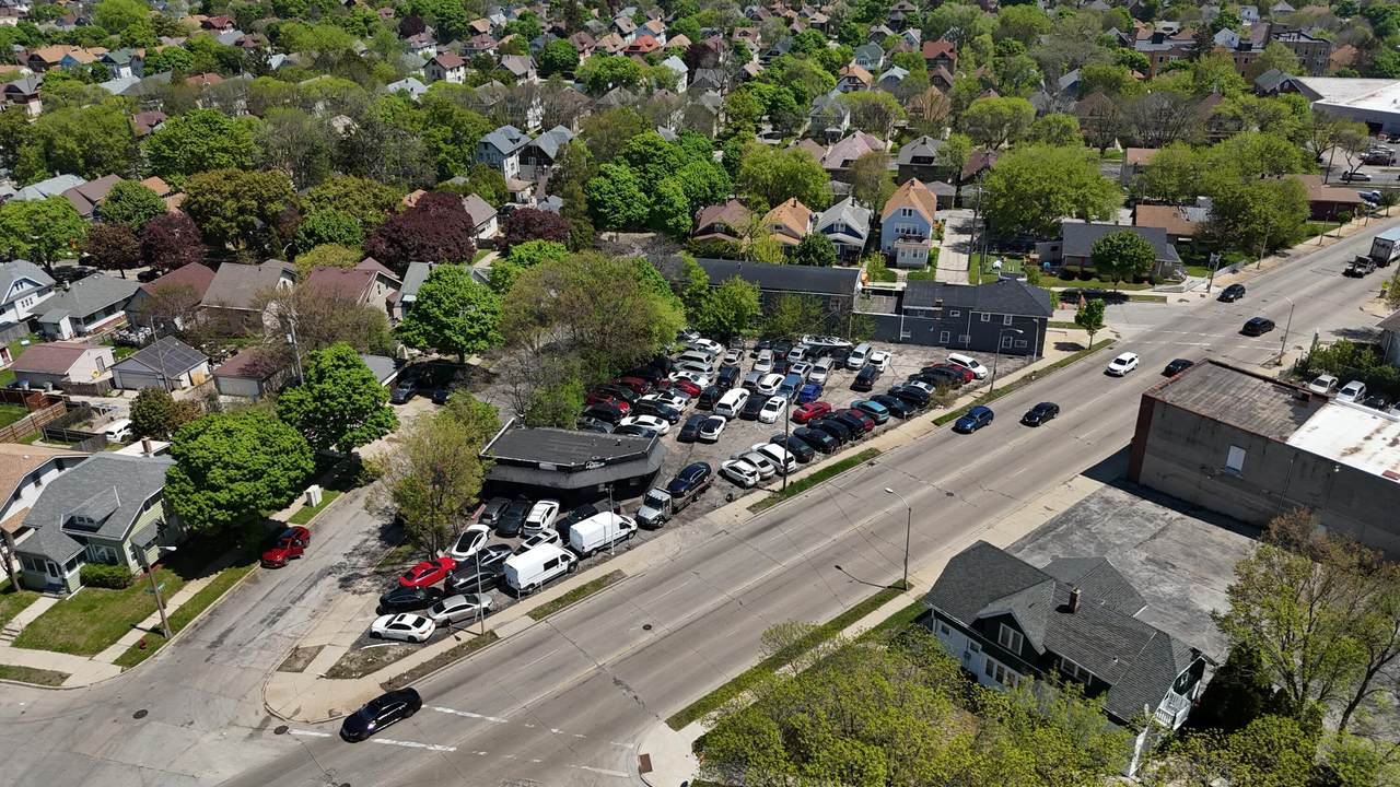 5230 Lisbon Ave - Photo 1