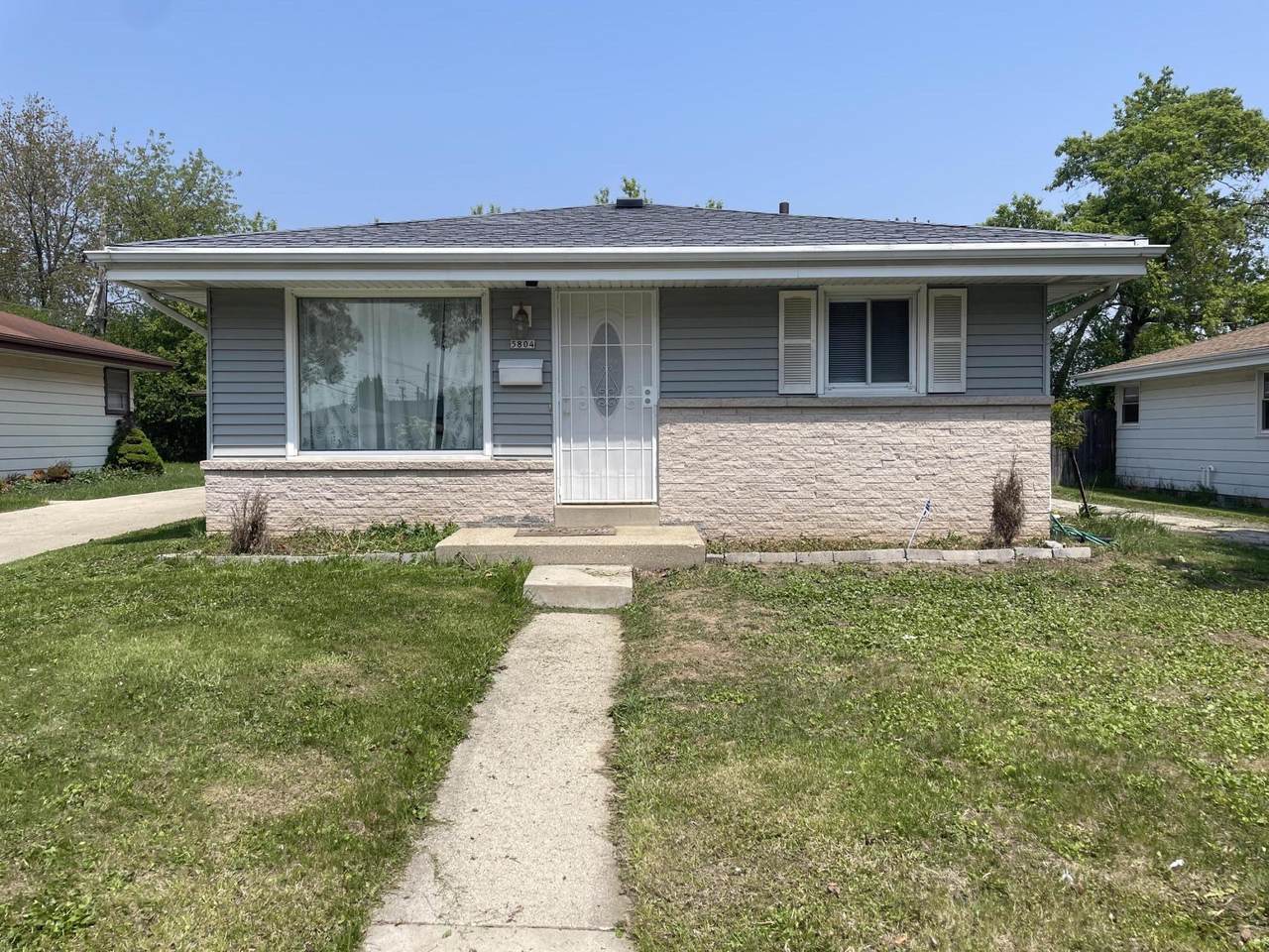 5804 Boehlke Ave - Photo 1