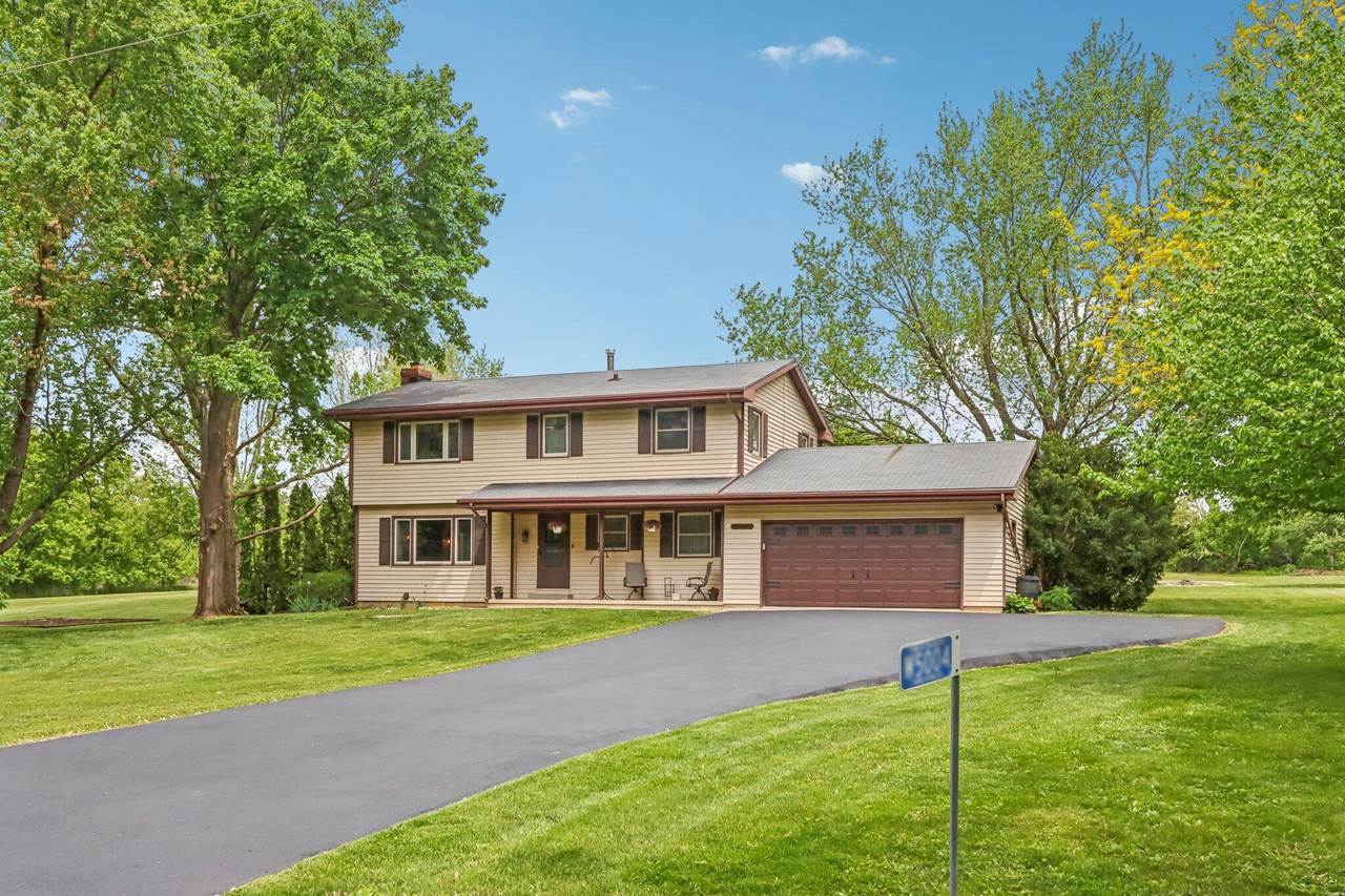 W5004 Cobblestone Rd - Photo 1