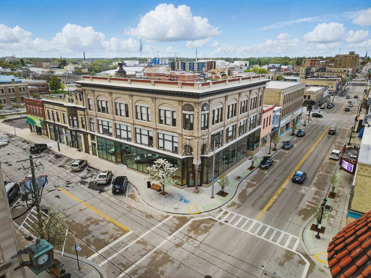 804 Jay St - Photo 1