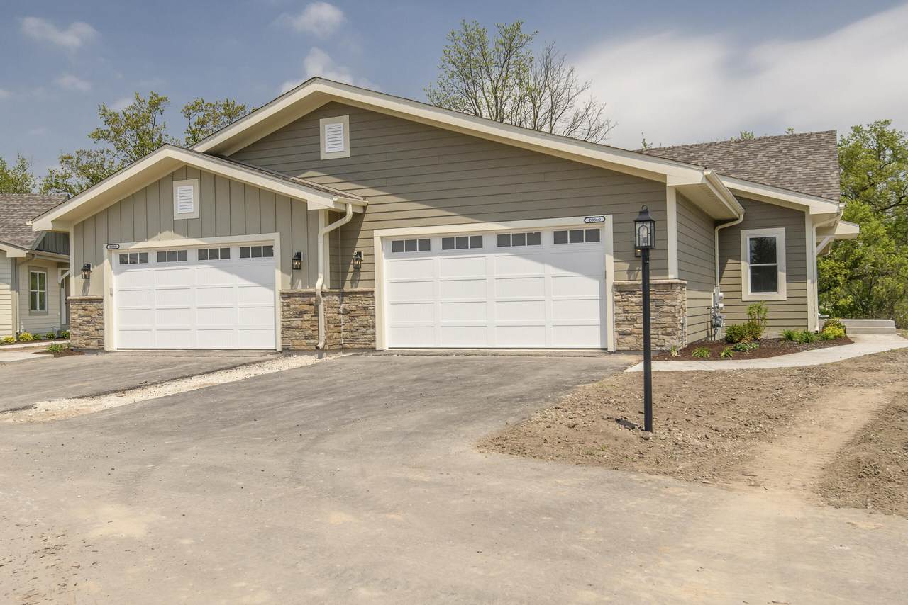 20880 Gray St - Photo 1