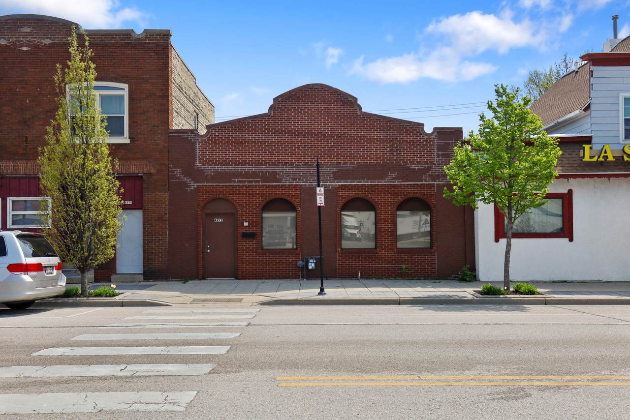 4972 Packard Ave - Photo 1