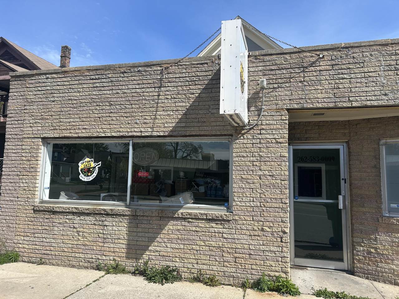 1642 Washington Ave - Photo 1