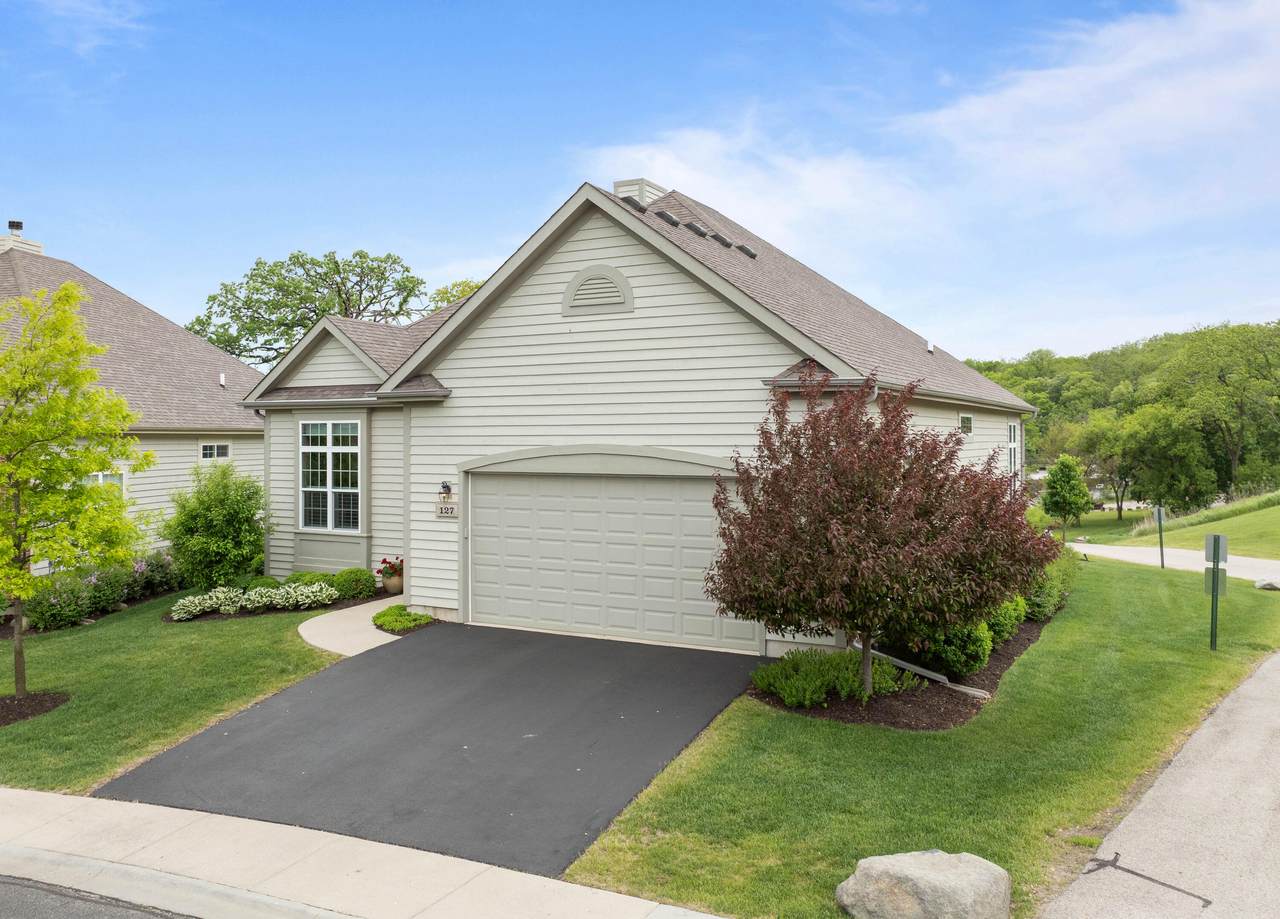 127 Lake Vista Cir - Photo 1