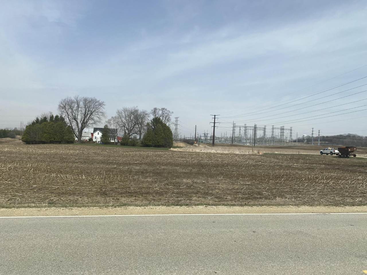 1906 Cedar Sauk Rd - Photo 1