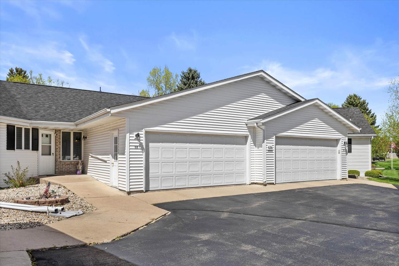 636 Westbury Ln - Photo 1