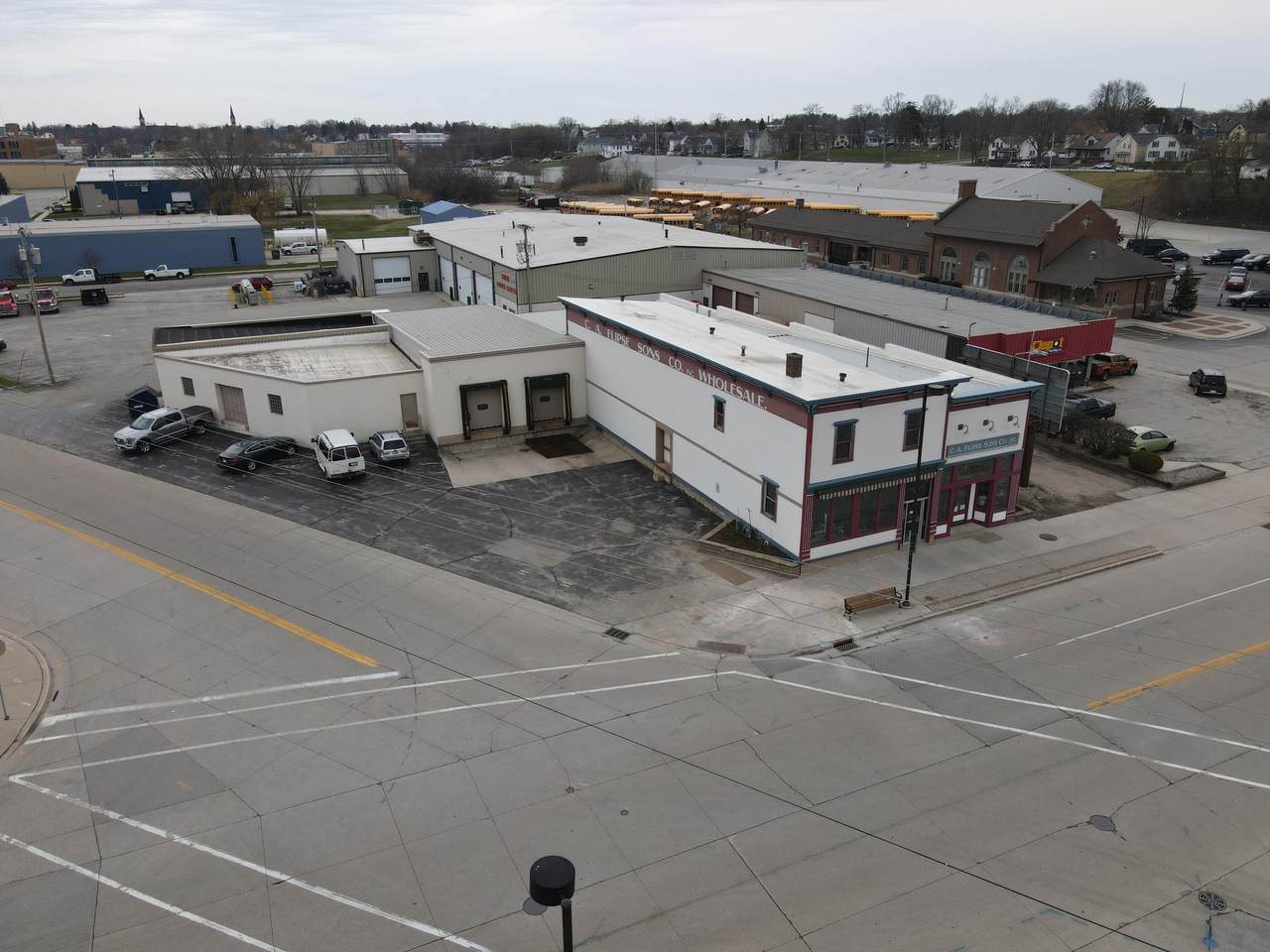 1119 Pennsylvania Ave - Photo 1