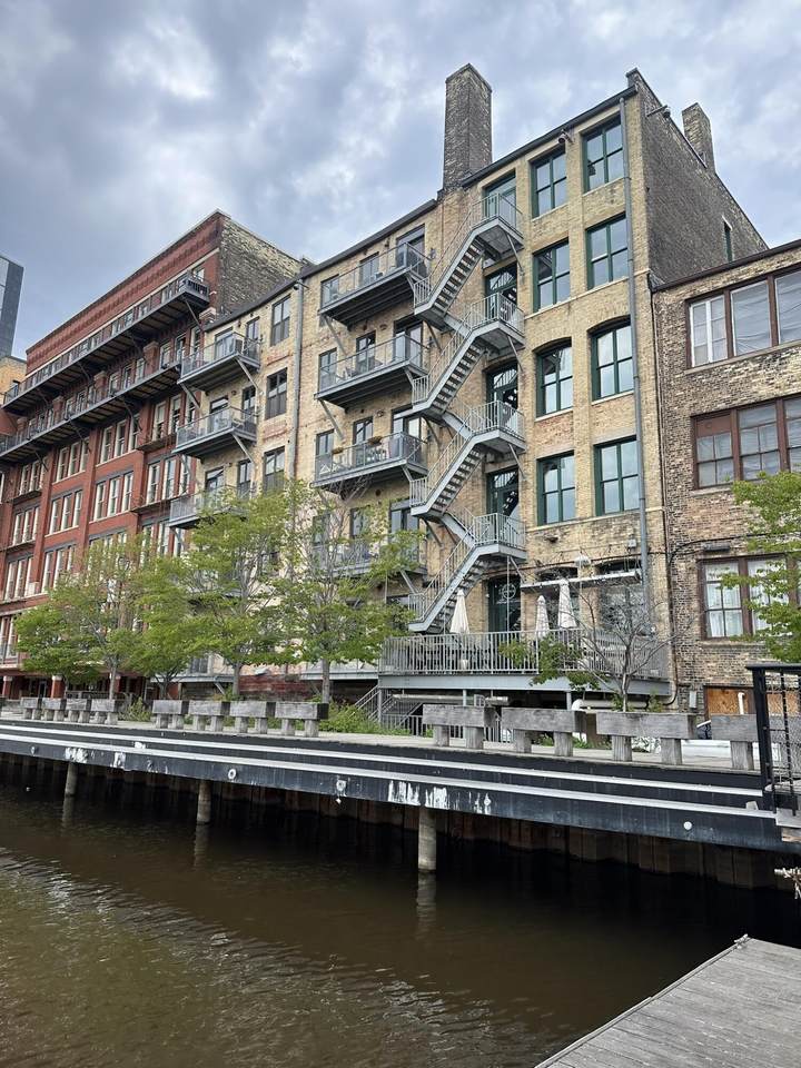 https://bt-photos.global.ssl.fastly.net/milwaukee/1280_boomver_1_1921931-2.jpg