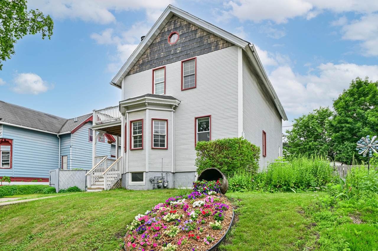 2225 Woodward St - Photo 1